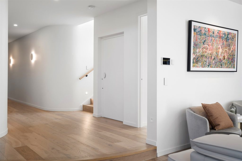 Custom HLB Elevator, Black Rock Custom HLB Elevator, Black Rock