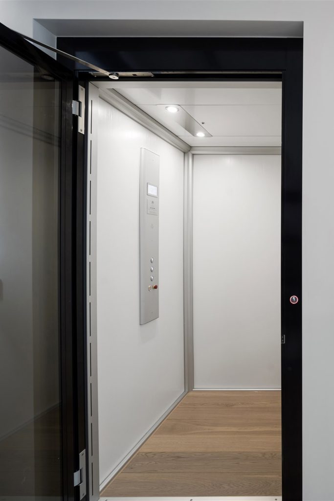 Custom HLB Elevator, Doncaster Custom HLB Elevator, Doncaster