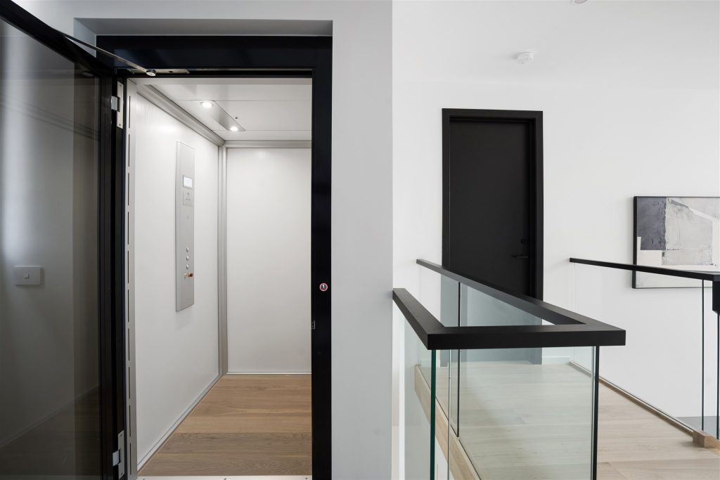 Custom HLB Elevator, Doncaster Custom HLB Elevator, Doncaster