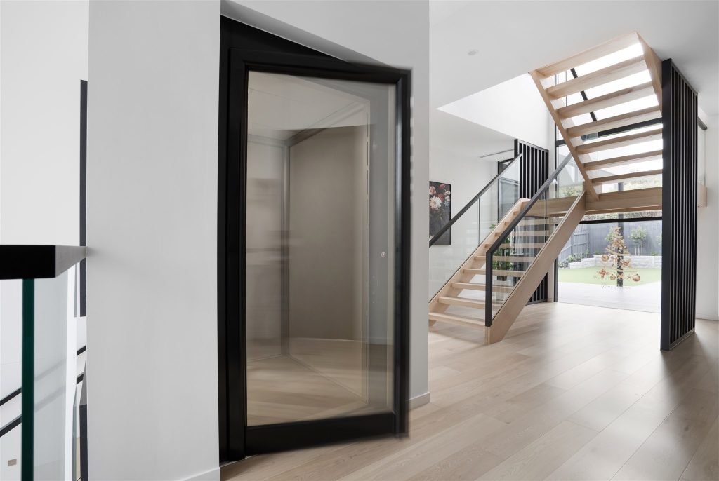 Custom HLB Elevator, Doncaster Custom HLB Elevator, Doncaster