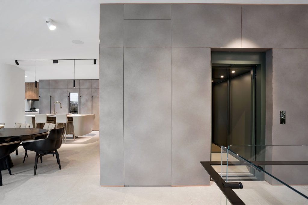 Custom HLB Elevator, South Yarra Custom HLB Elevator, South Yarra