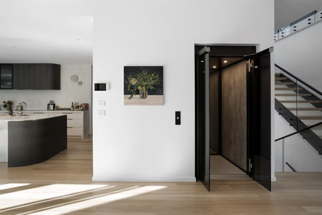 Custom HLB Elevator, Lower Templestowe